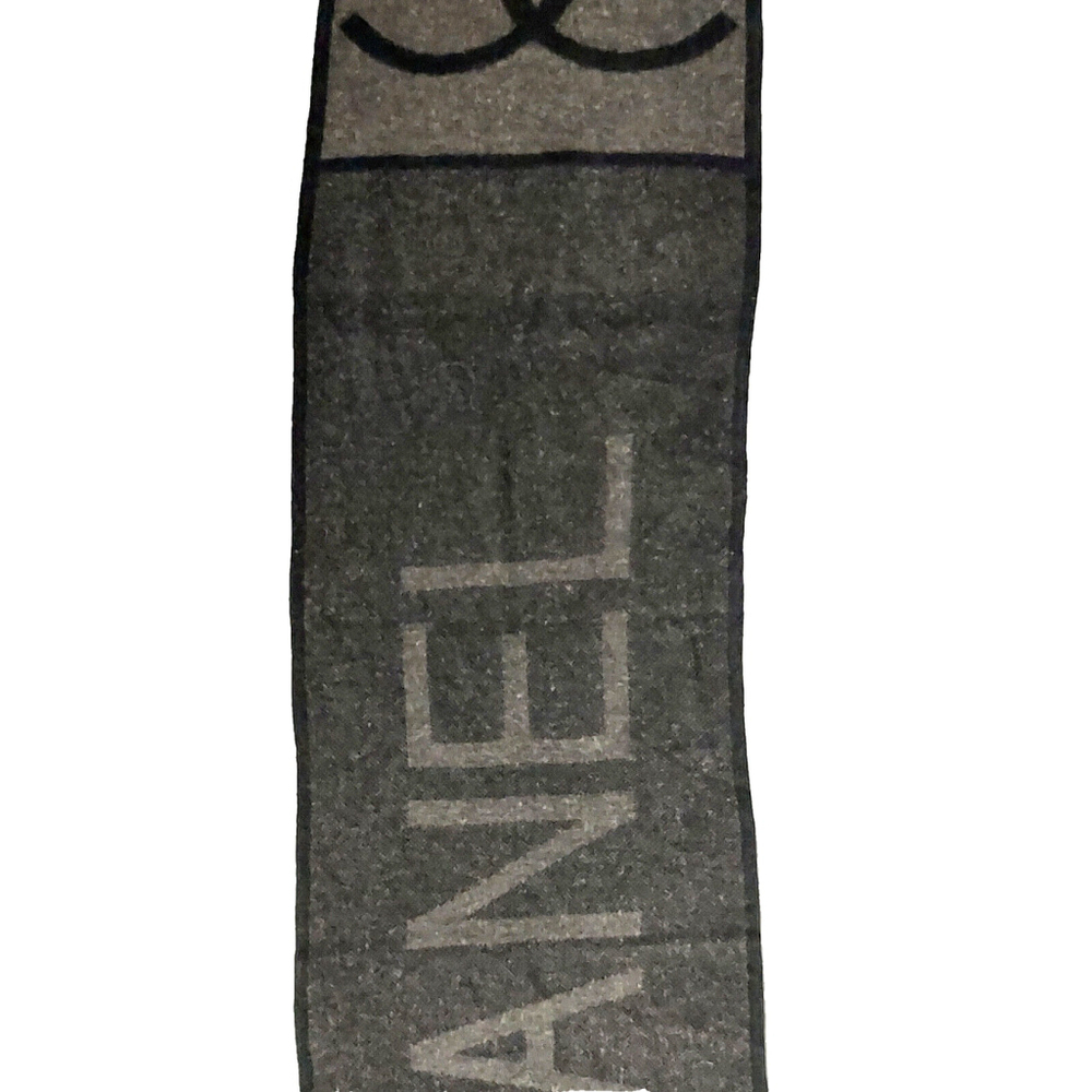 CHANEL Black & Charcoal Gray 100% Wool Reversible Long Scarf - Picture 6 of 11